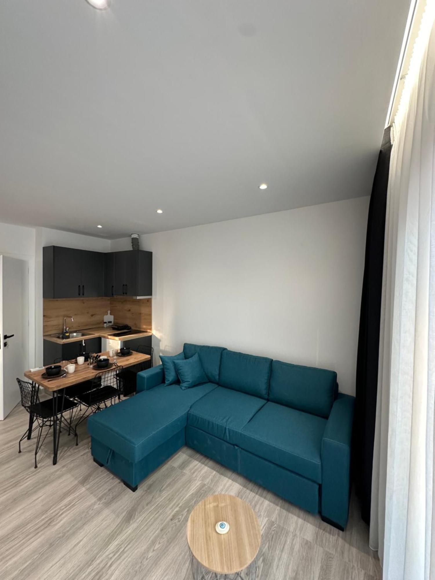 Io'S Apartments Sarandë 외부 사진